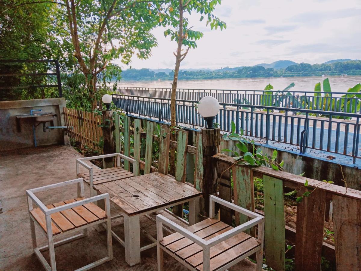 ไทยกันเอง ริมโขง Apartamento Chiang Khan Exterior foto