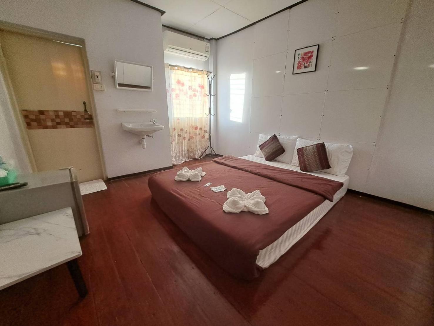 ไทยกันเอง ริมโขง Apartamento Chiang Khan Exterior foto